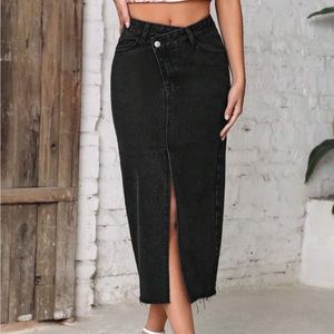 Black Shein Maxi Skirt